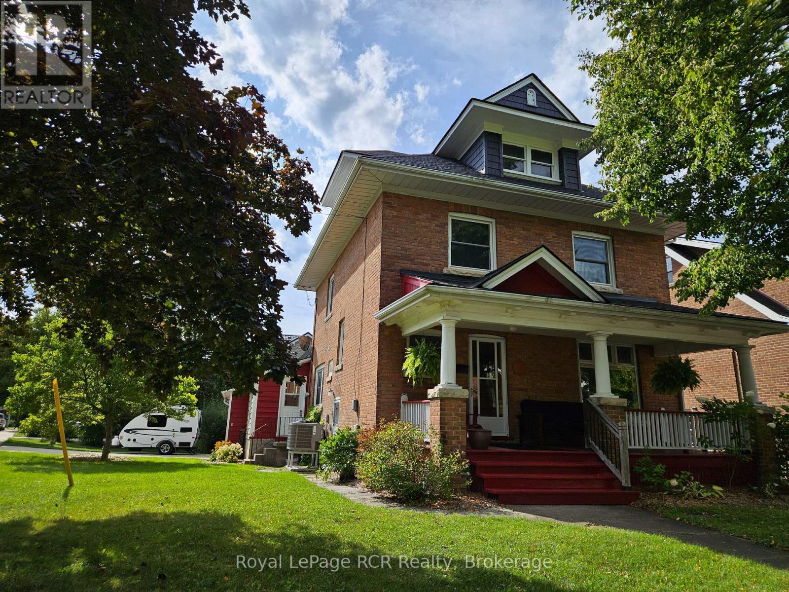 












410 2ND AVENUE E

,
Owen Sound,




Ontario
N4K2G3

