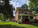 3rd floors' high ceilings & windows give potential 3rd floors' high ceilings & windows give potential