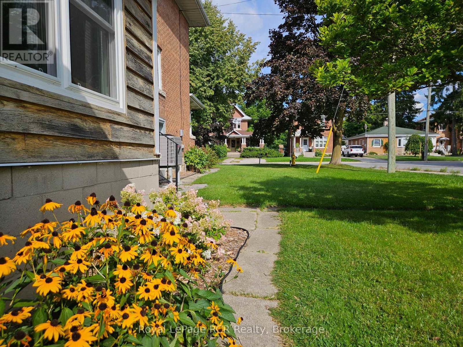 












410 2ND AVENUE E

,
Owen Sound,




Ontario
N4K2G3

