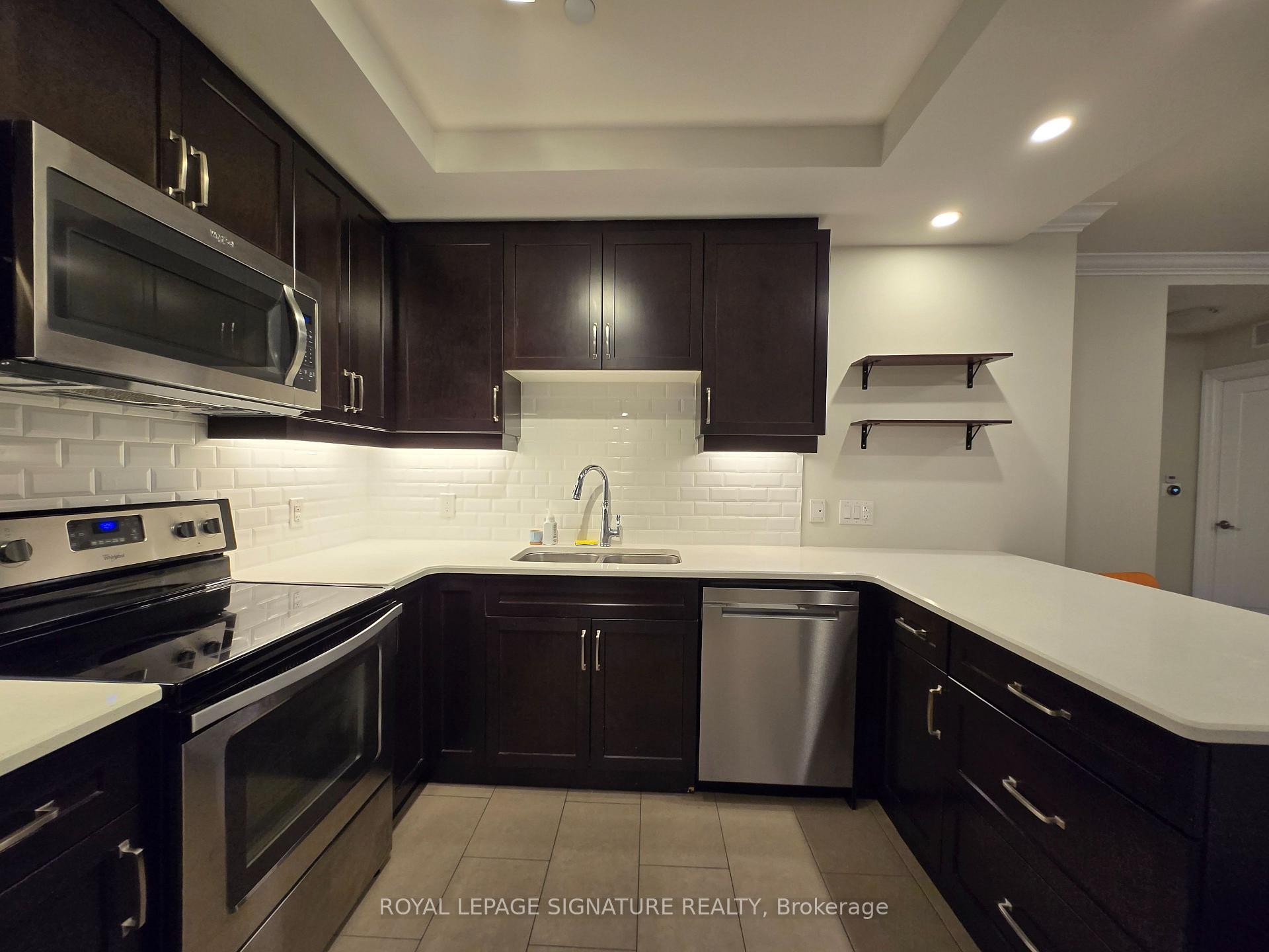 









505


Talbot

Street, 1008,
London East,




ON
N6A 2S6

