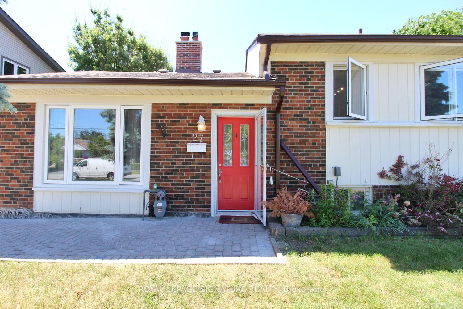 









27


Cornwallis

Drive,
Toronto,




ON
M1P 1H1

