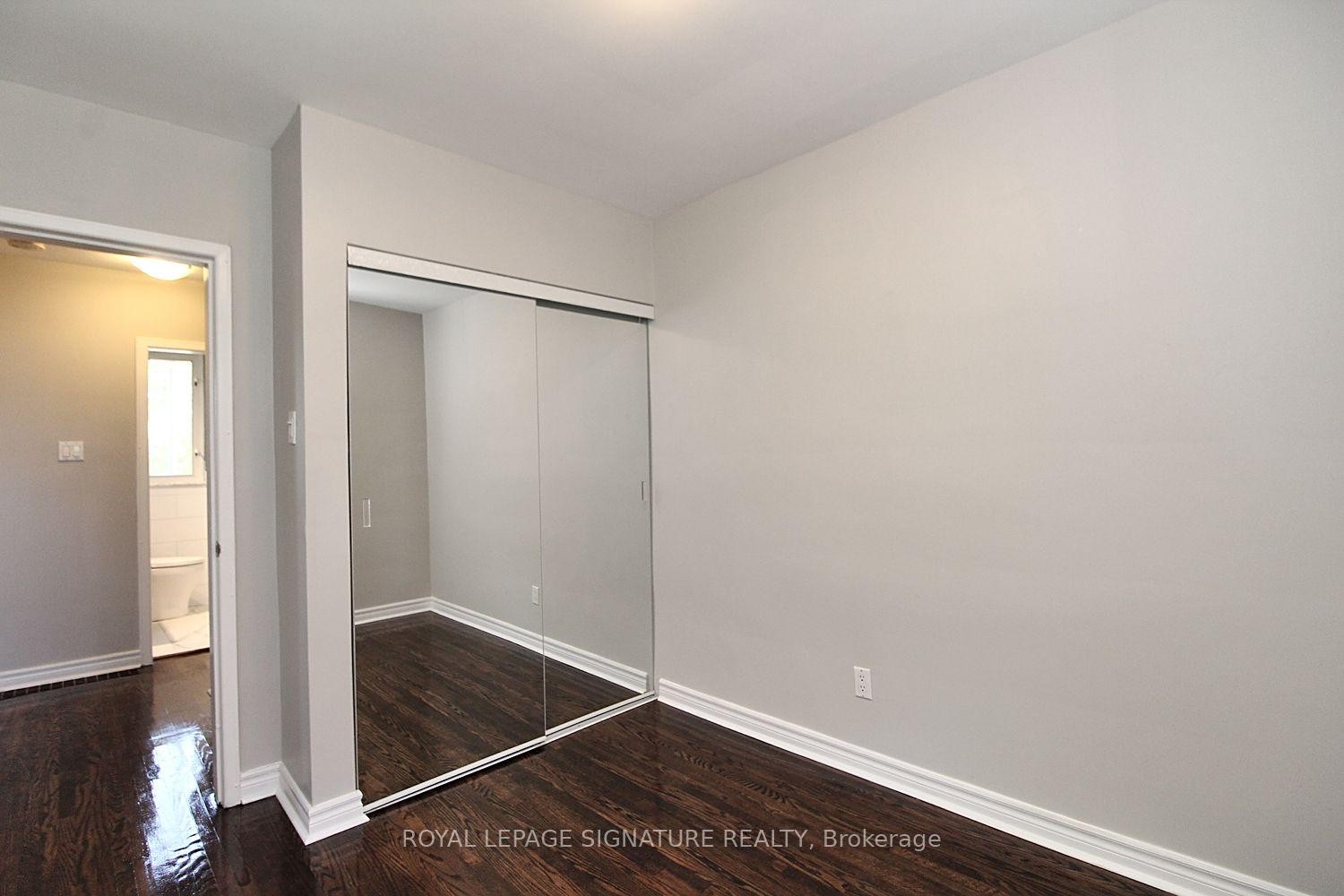









27


Cornwallis

Drive,
Toronto,




ON
M1P 1H1

