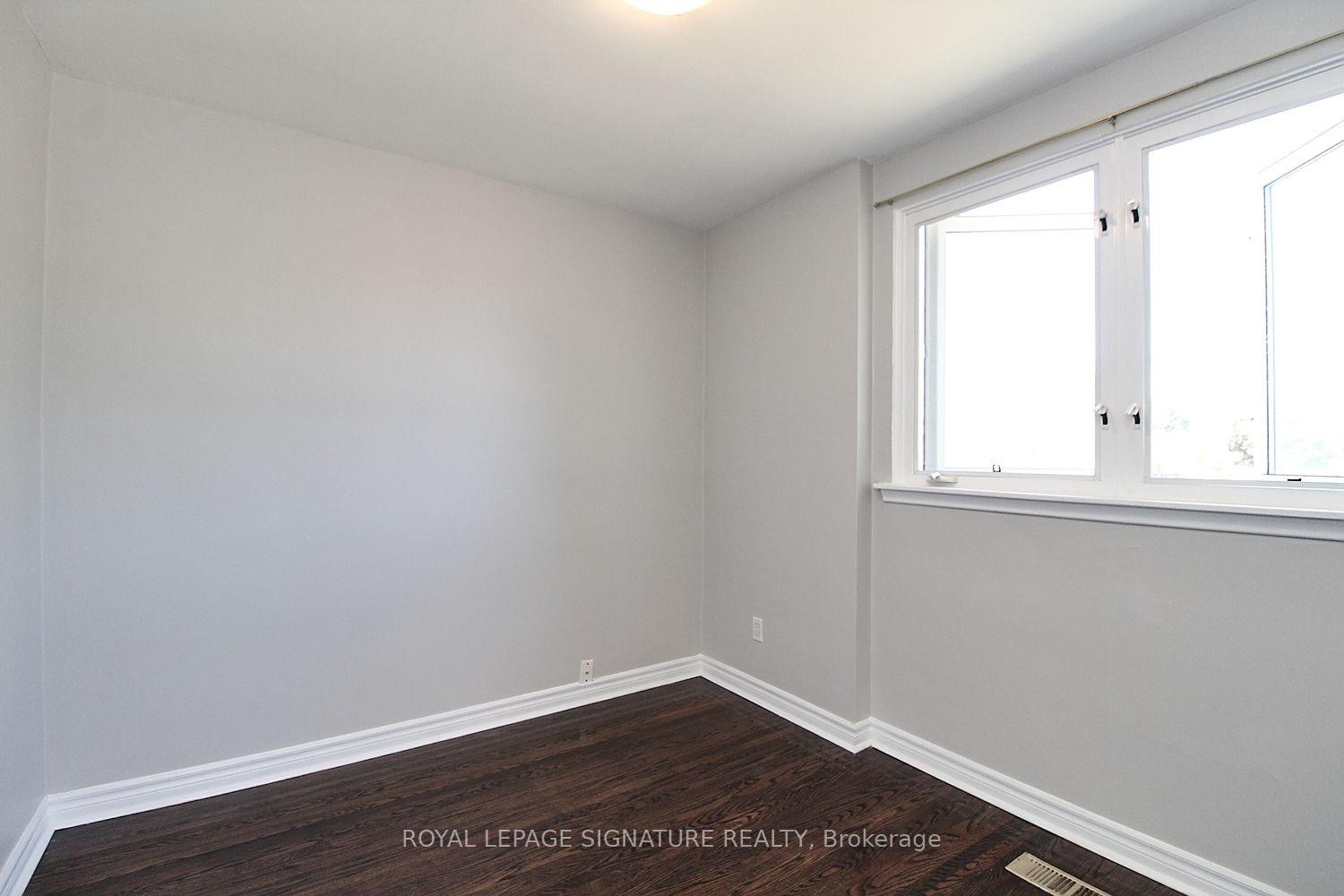 









27


Cornwallis

Drive,
Toronto,




ON
M1P 1H1

