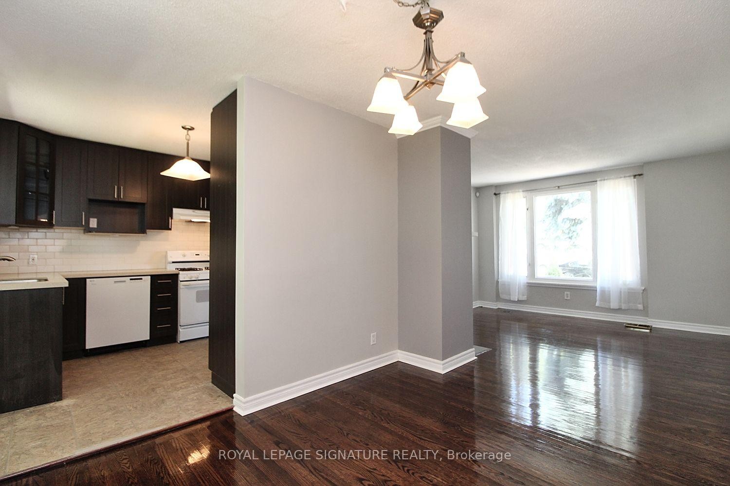 









27


Cornwallis

Drive,
Toronto,




ON
M1P 1H1

