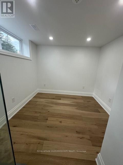 












12 KEMANO ROAD

,
Aurora,




Ontario
L4G2Y1

