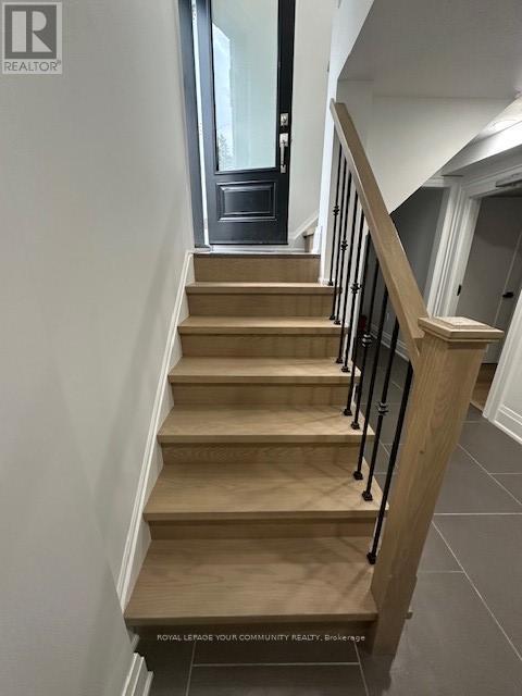 












12 KEMANO ROAD

,
Aurora,




Ontario
L4G2Y1

