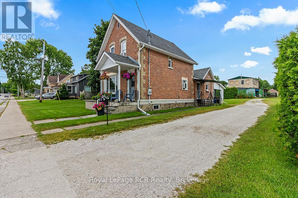












524 SCOTT STREET

,
South Bruce Peninsula,




Ontario
N0H2T0

