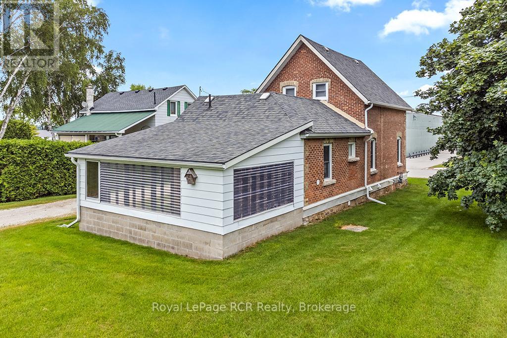 












524 SCOTT STREET

,
South Bruce Peninsula,




Ontario
N0H2T0

