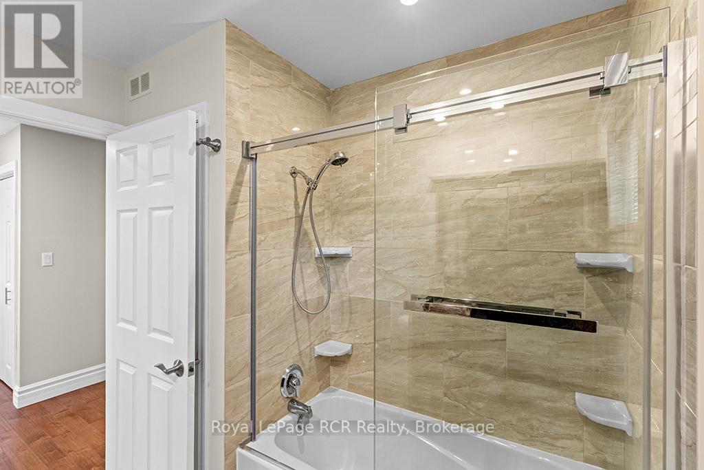 












524 SCOTT STREET

,
South Bruce Peninsula,




Ontario
N0H2T0

