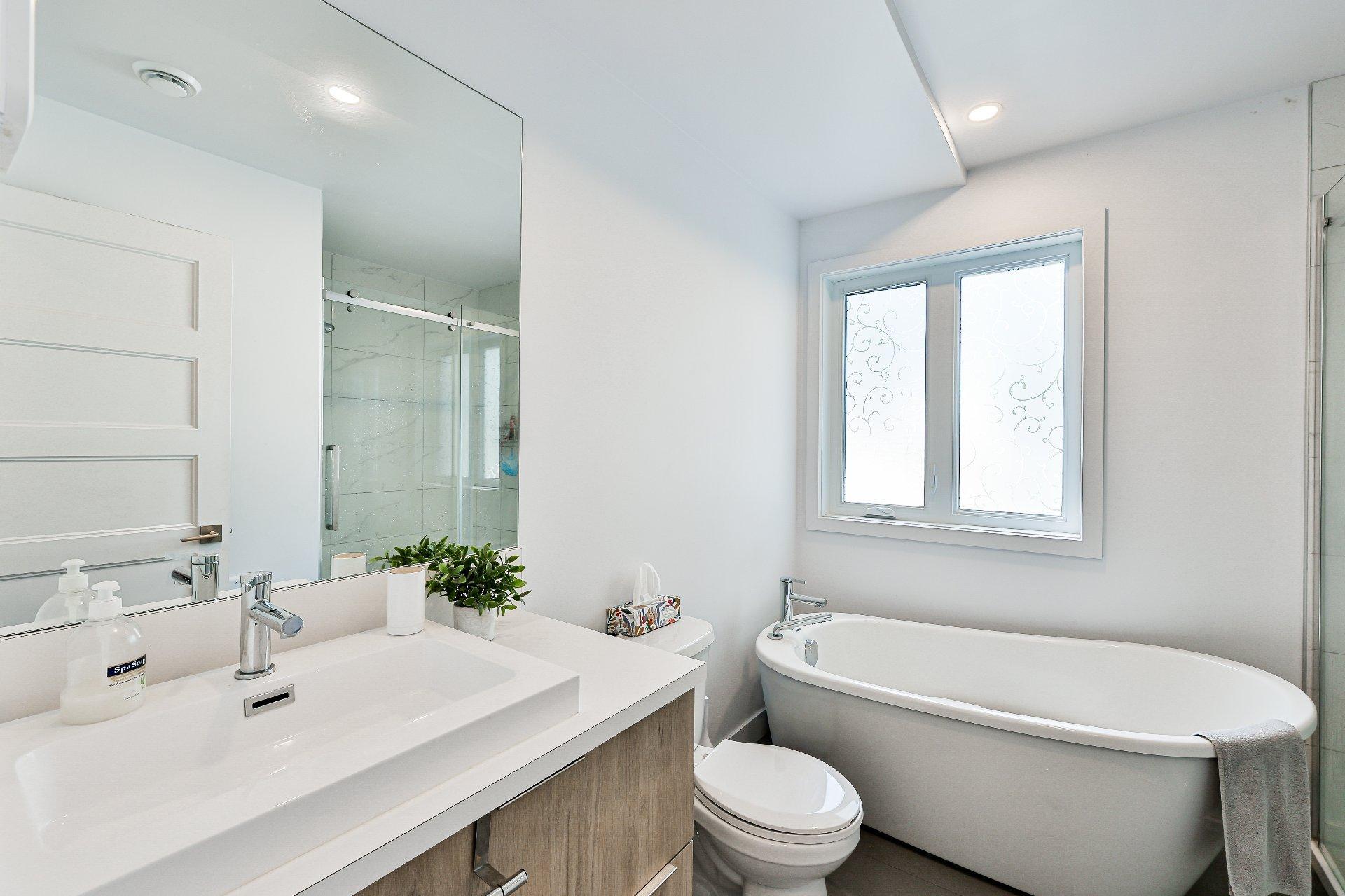 









47

 - 51


Rue du Sacré-Coeur

,
Charlemagne,




QC
J5Z1W7


