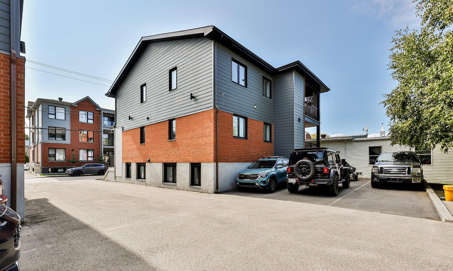 









47

 - 51


Rue du Sacré-Coeur

,
Charlemagne,




QC
J5Z1W7

