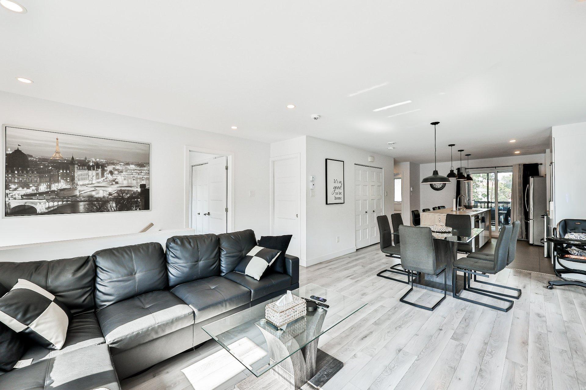 









47

 - 51


Rue du Sacré-Coeur

,
Charlemagne,




QC
J5Z1W7

