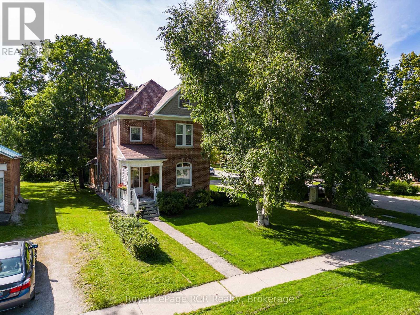 












1198 4TH AVENUE W

,
Owen Sound,




Ontario
N4K4W5

