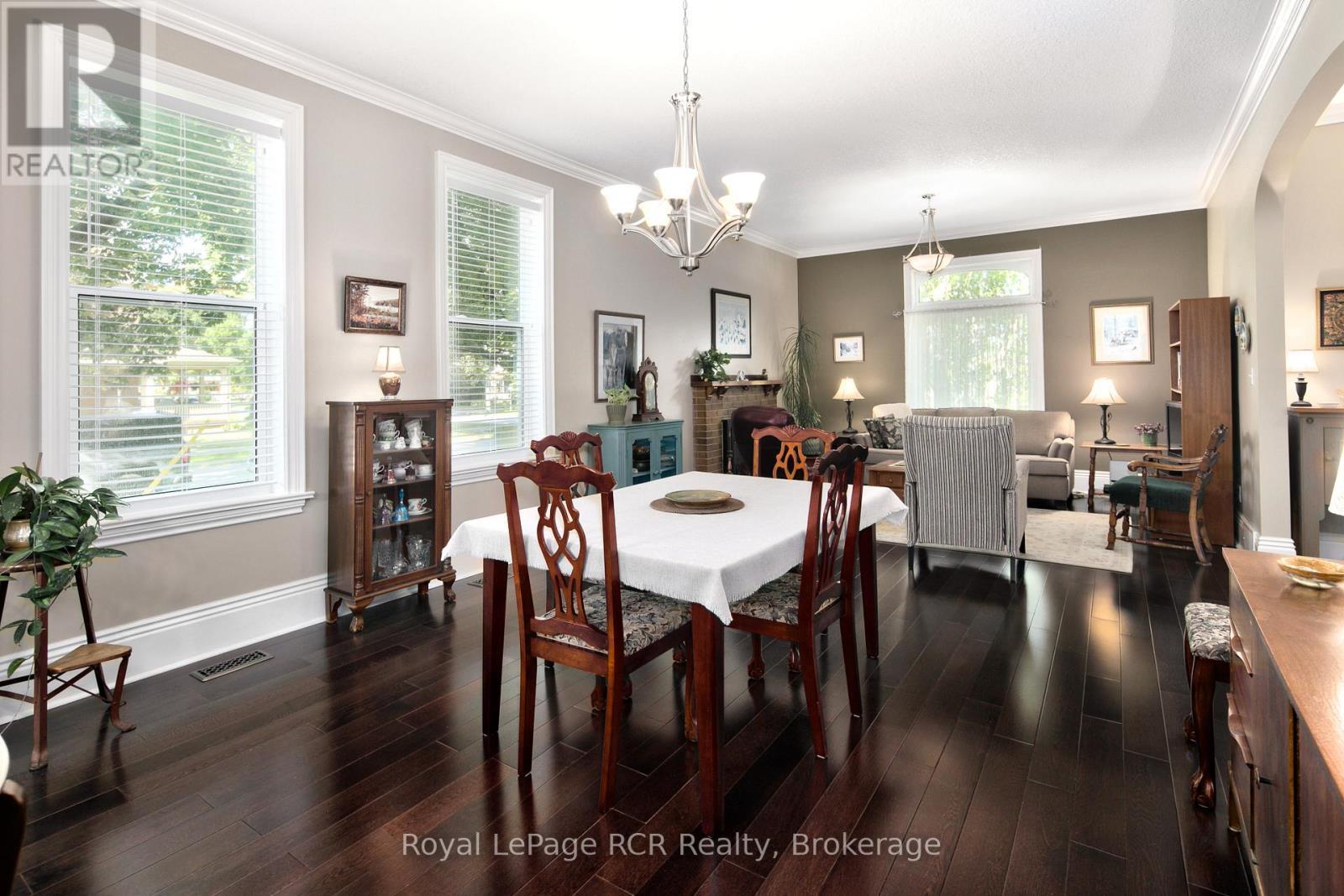 












1198 4TH AVENUE W

,
Owen Sound,




Ontario
N4K4W5

