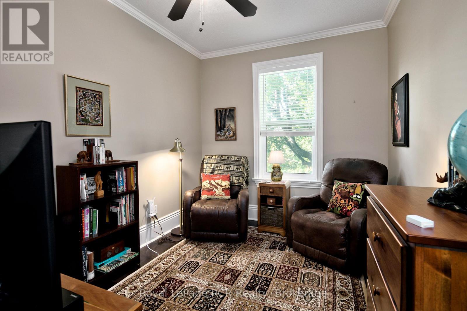 












1198 4TH AVENUE W

,
Owen Sound,




Ontario
N4K4W5

