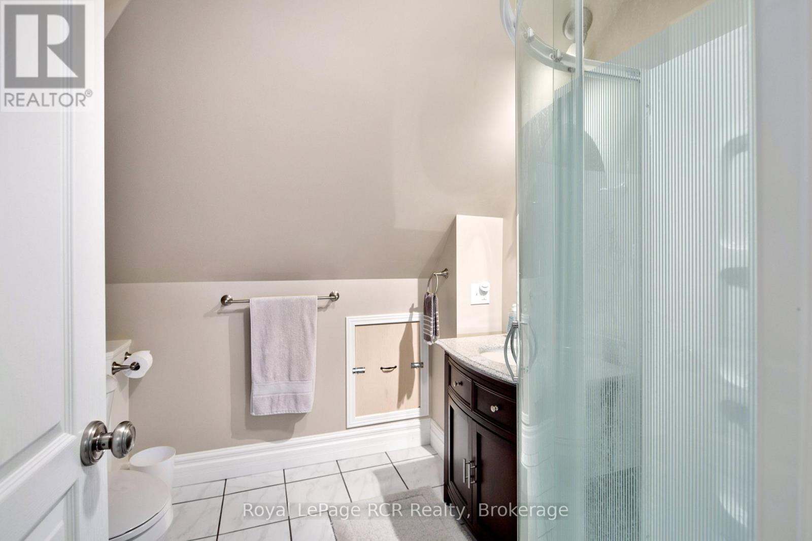 












1198 4TH AVENUE W

,
Owen Sound,




Ontario
N4K4W5

