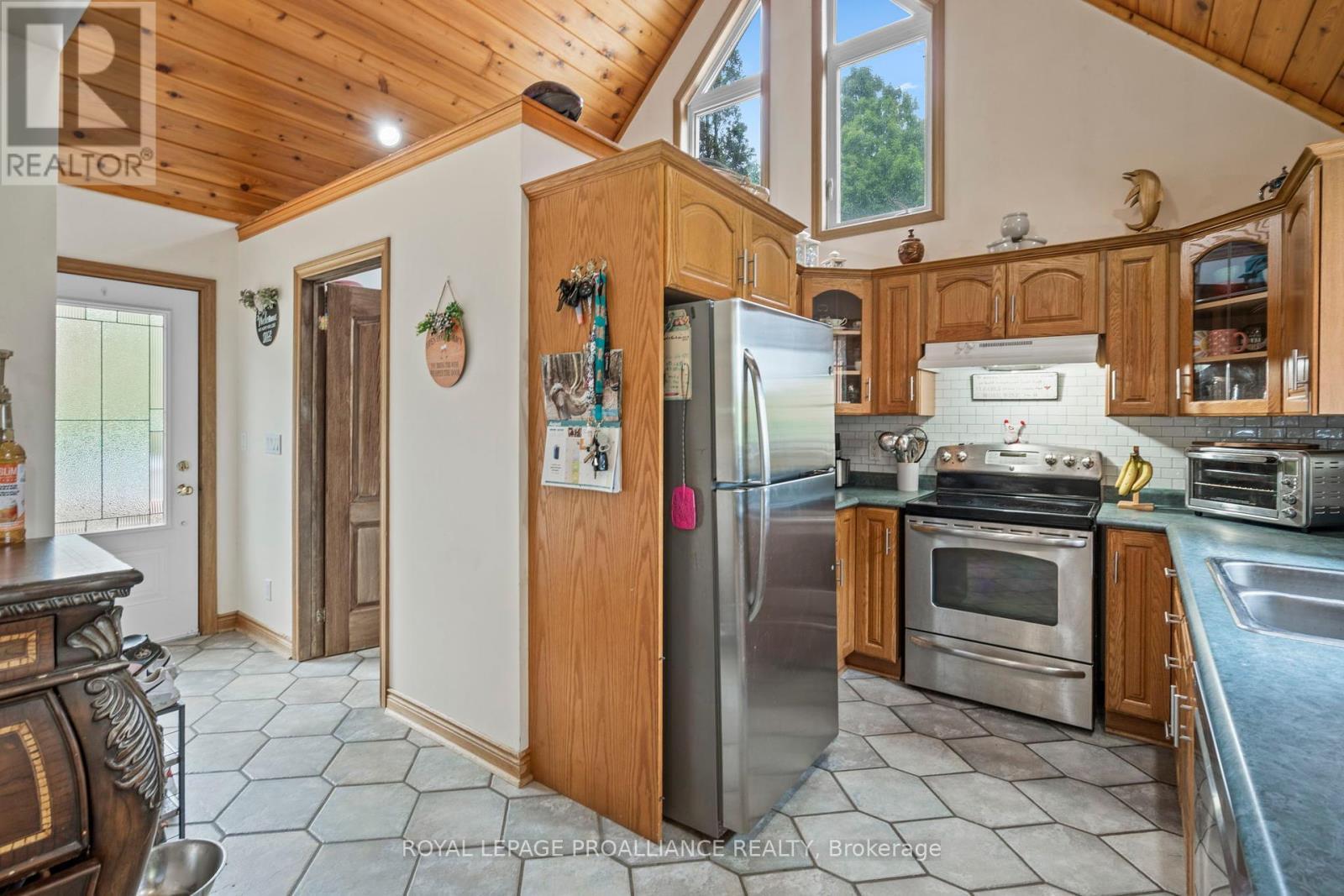 












784 NORTH BURNS ROAD

,
Alnwick/Haldimand (Grafton),




Ontario
K0K1C0

