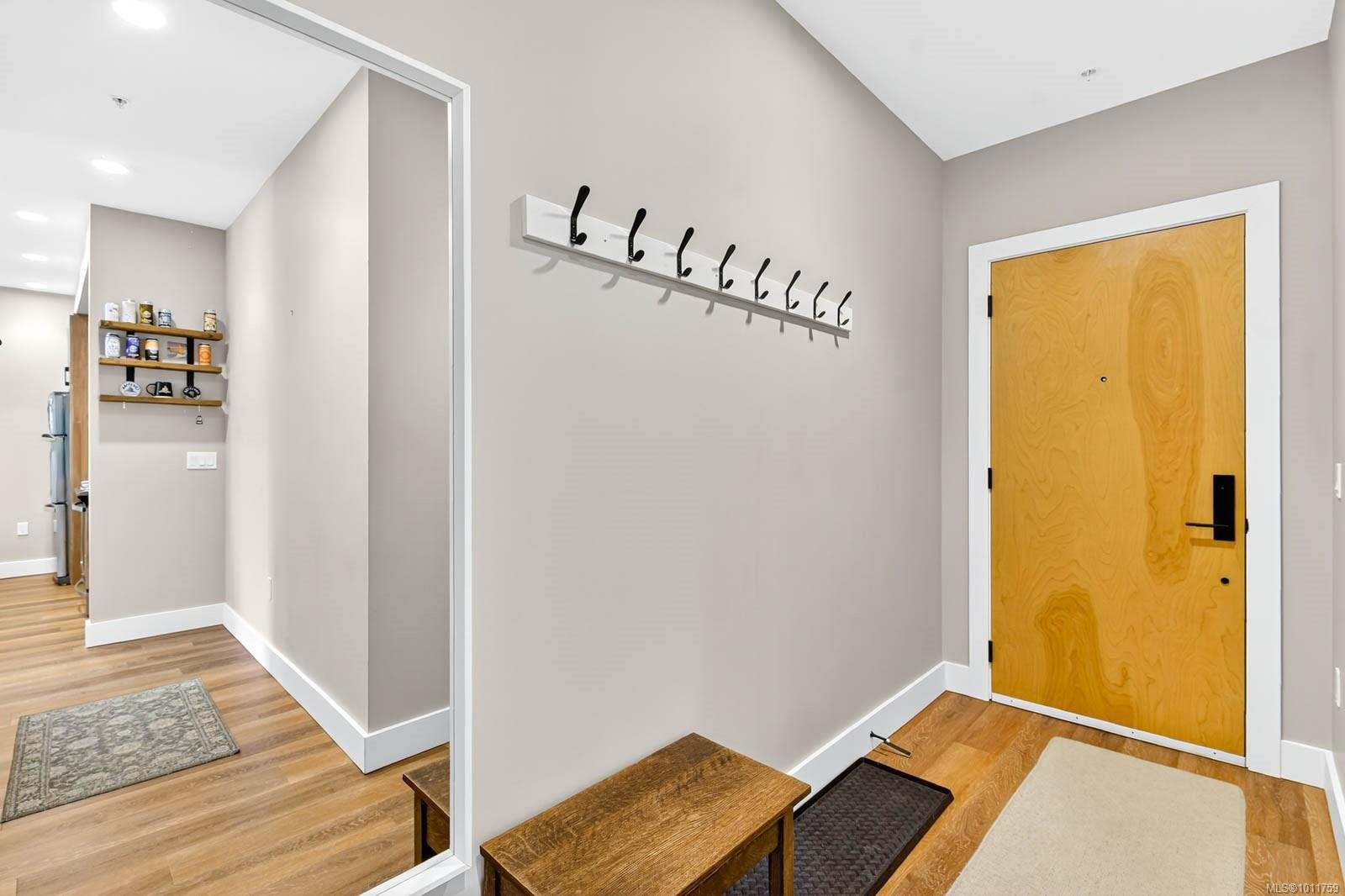 









700


Yew Wood

Rd, 302,
Tofino,




BC
V0R 2Z0

