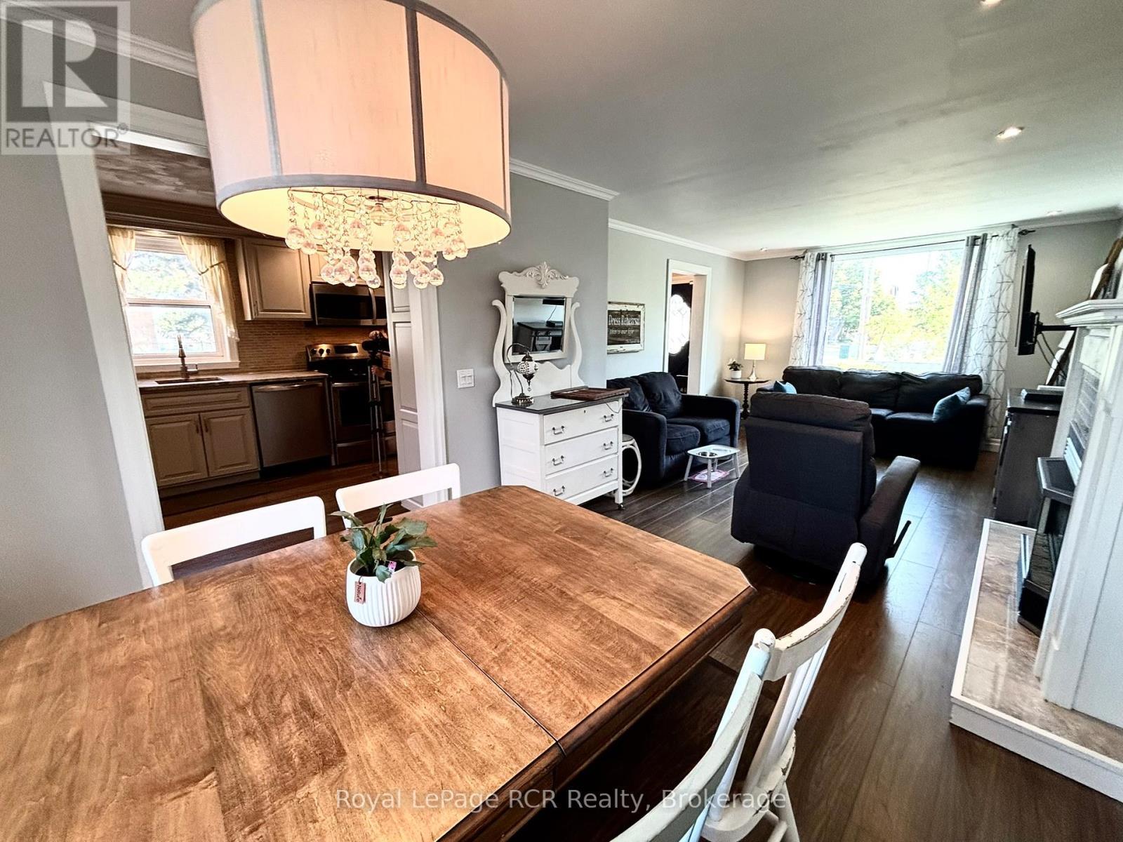 












1198 2ND AVENUE W

,
Owen Sound,




Ontario
N4K4N2

