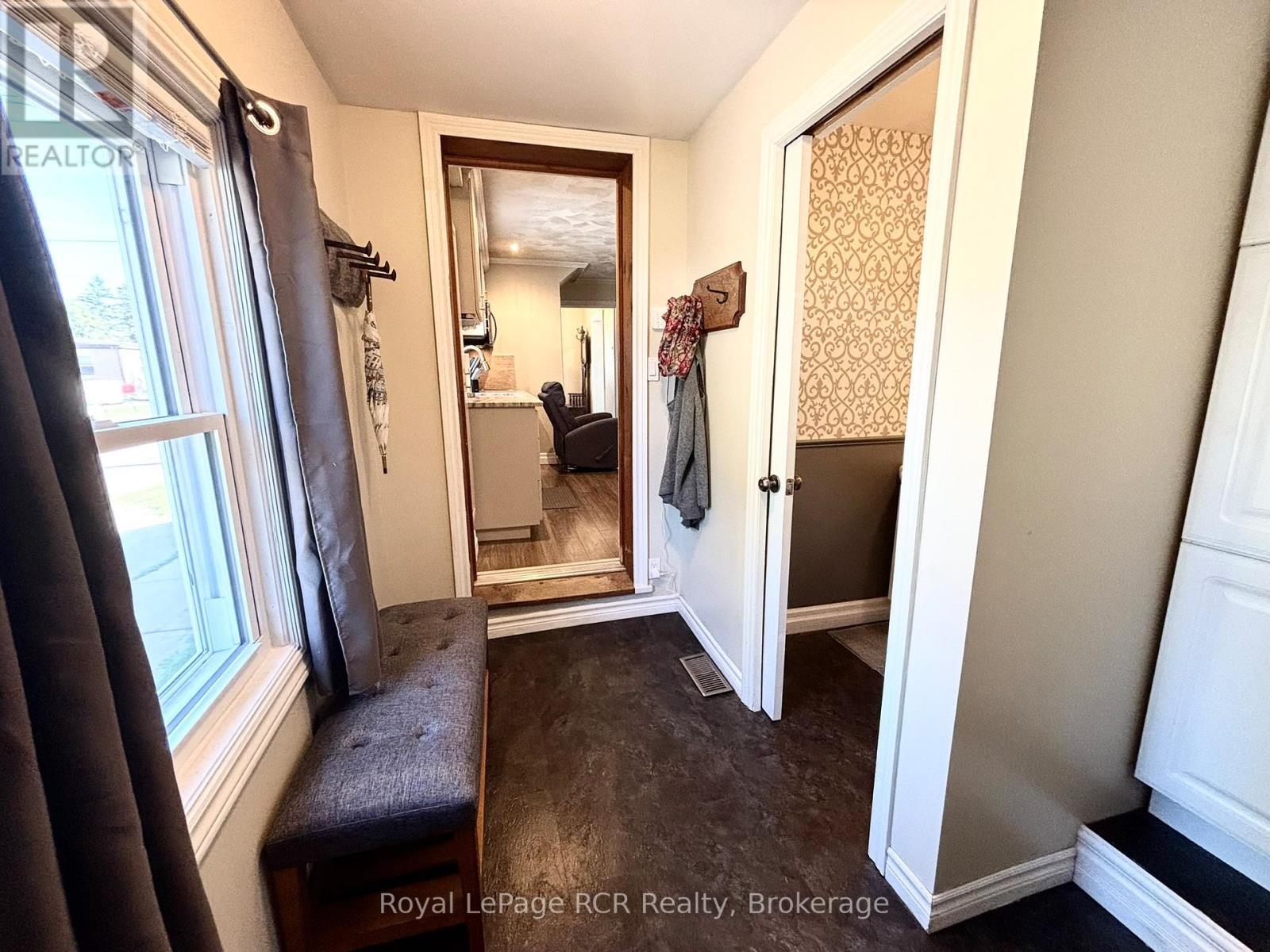 












1198 2ND AVENUE W

,
Owen Sound,




Ontario
N4K4N2

