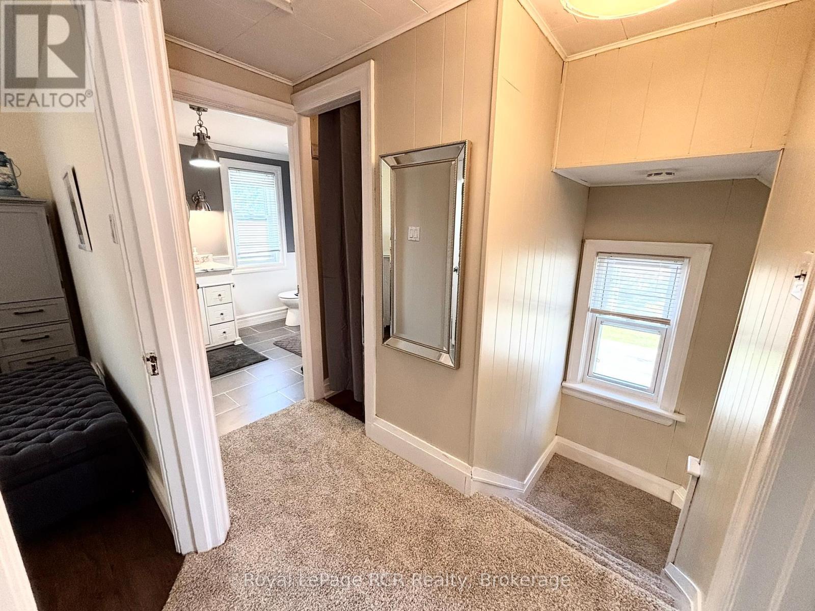 












1198 2ND AVENUE W

,
Owen Sound,




Ontario
N4K4N2

