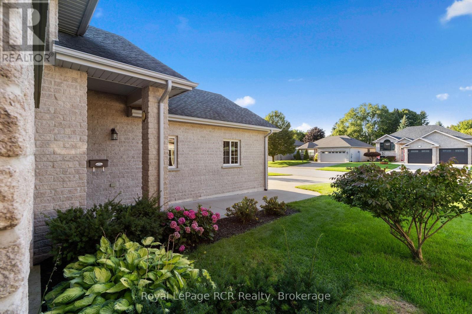 












423 1ST STREET SW

,
Owen Sound,




Ontario
N4K6Z7

