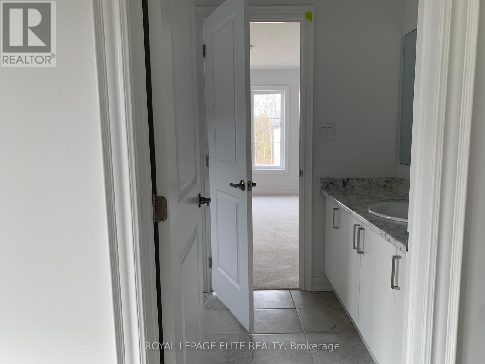 












23 AMBER DRIVE

,
Wasaga Beach,




Ontario
L9Z0R9

