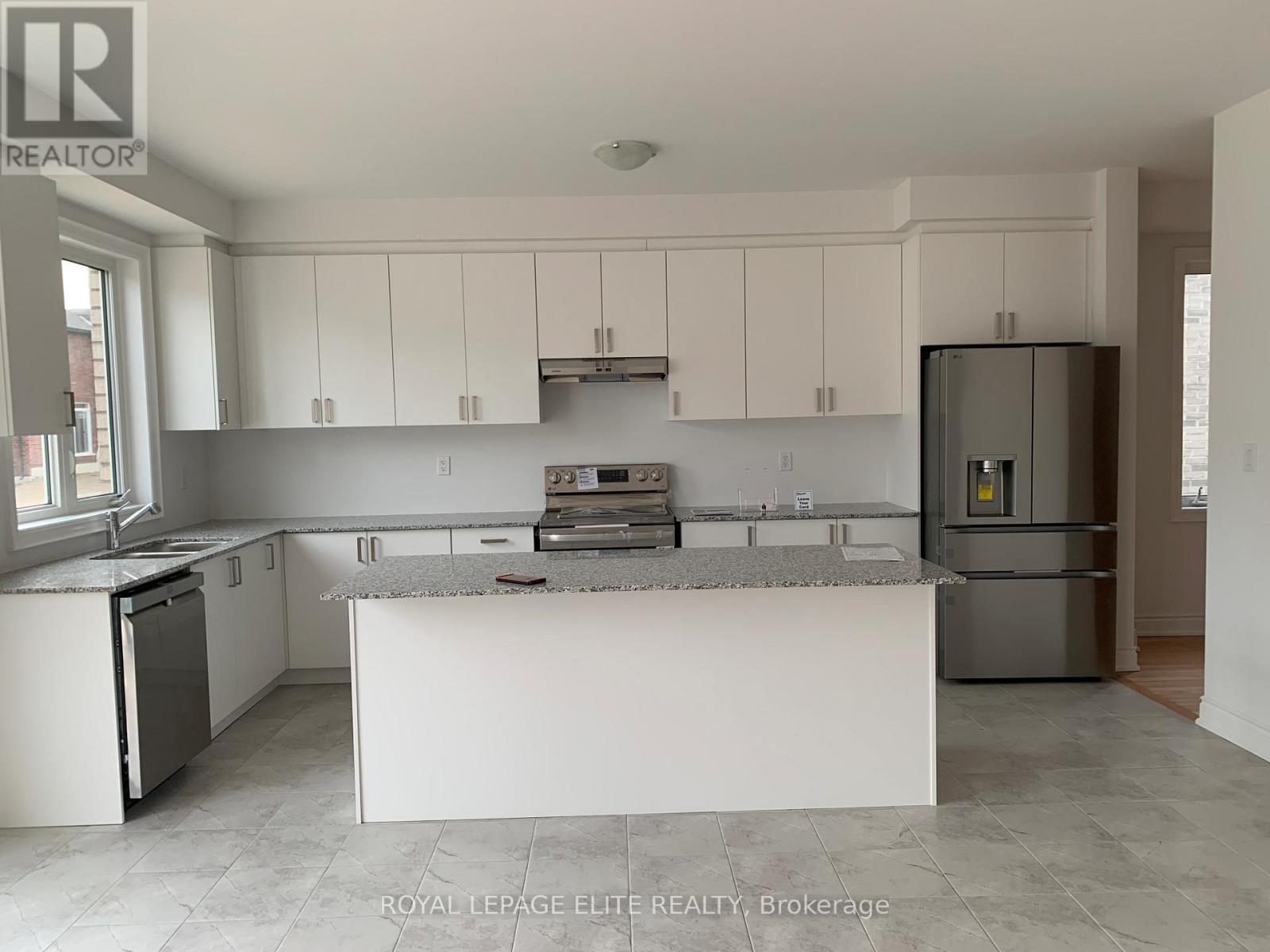 












23 AMBER DRIVE

,
Wasaga Beach,




Ontario
L9Z0R9

