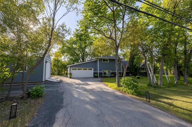 









3454


Henderson

HWY,
East St Paul,




MB
R2E 1A8

