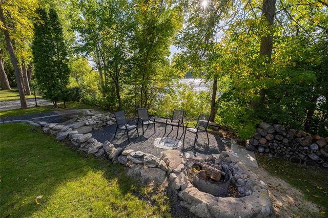 









3454


Henderson

HWY,
East St Paul,




MB
R2E 1A8

