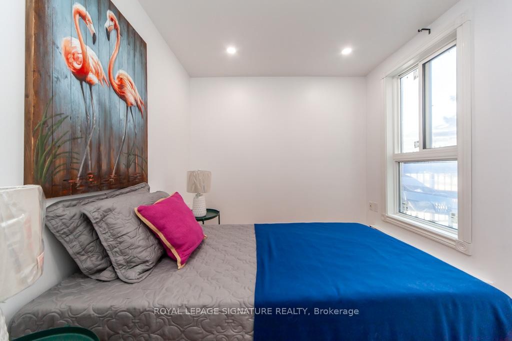









100


Mornelle

Court, 2073,
Toronto,




ON
M1E 4X2

