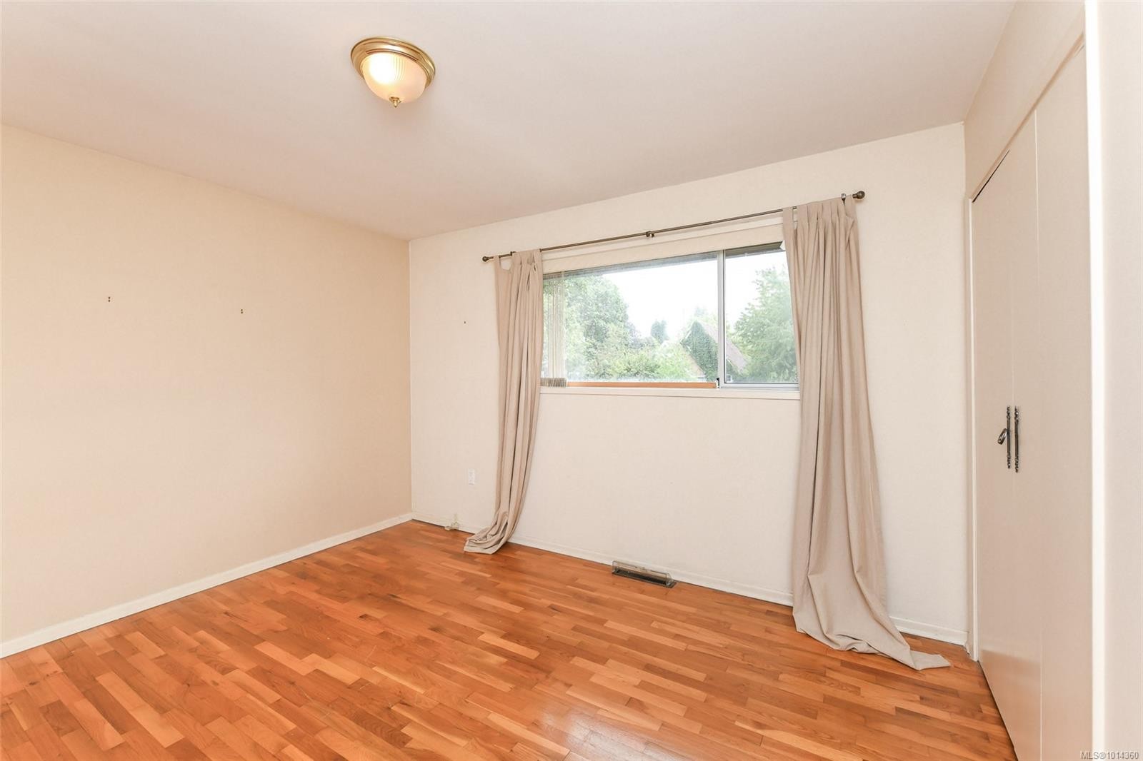 









531


11th

St,
Courtenay,




BC
V9N 1S7

