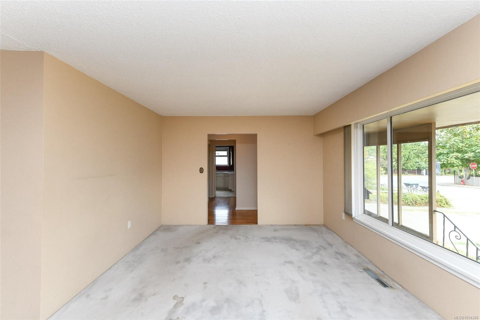 









531


11th

St,
Courtenay,




BC
V9N 1S7

