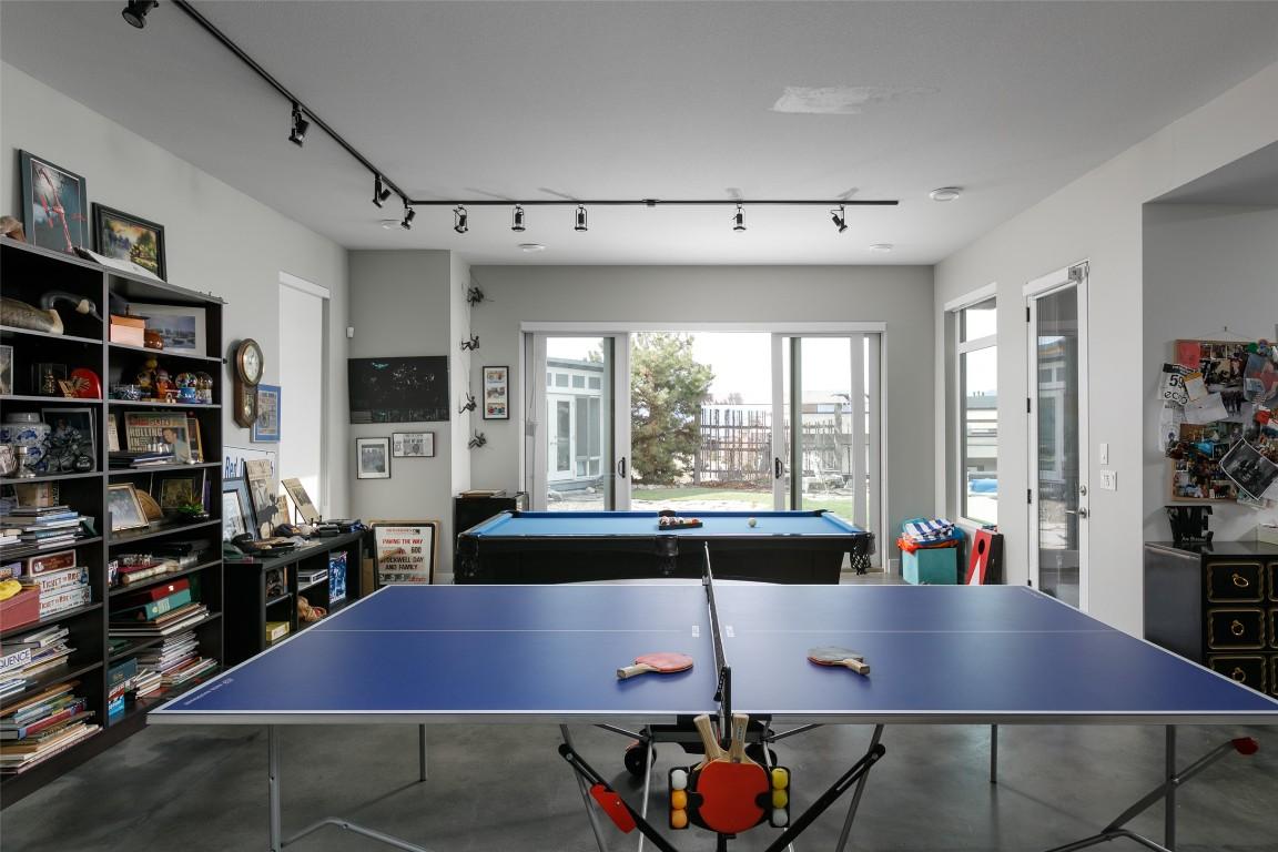 









5342


Signet

Crescent,
Kelowna,




BC
V1W 5J5

