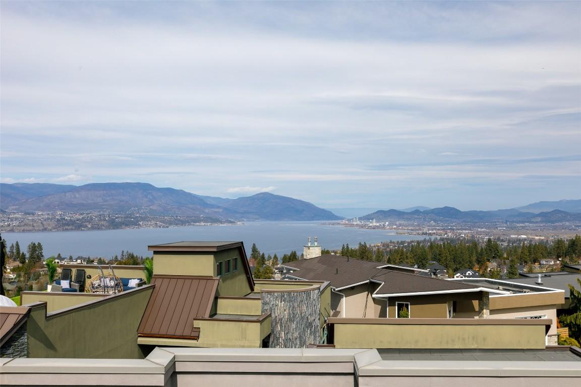 









5342


Signet

Crescent,
Kelowna,




BC
V1W 5J5

