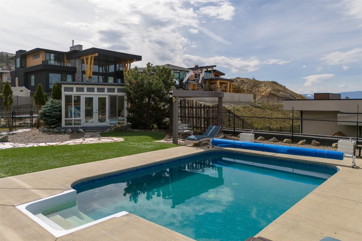 









5342


Signet

Crescent,
Kelowna,




BC
V1W 5J5

