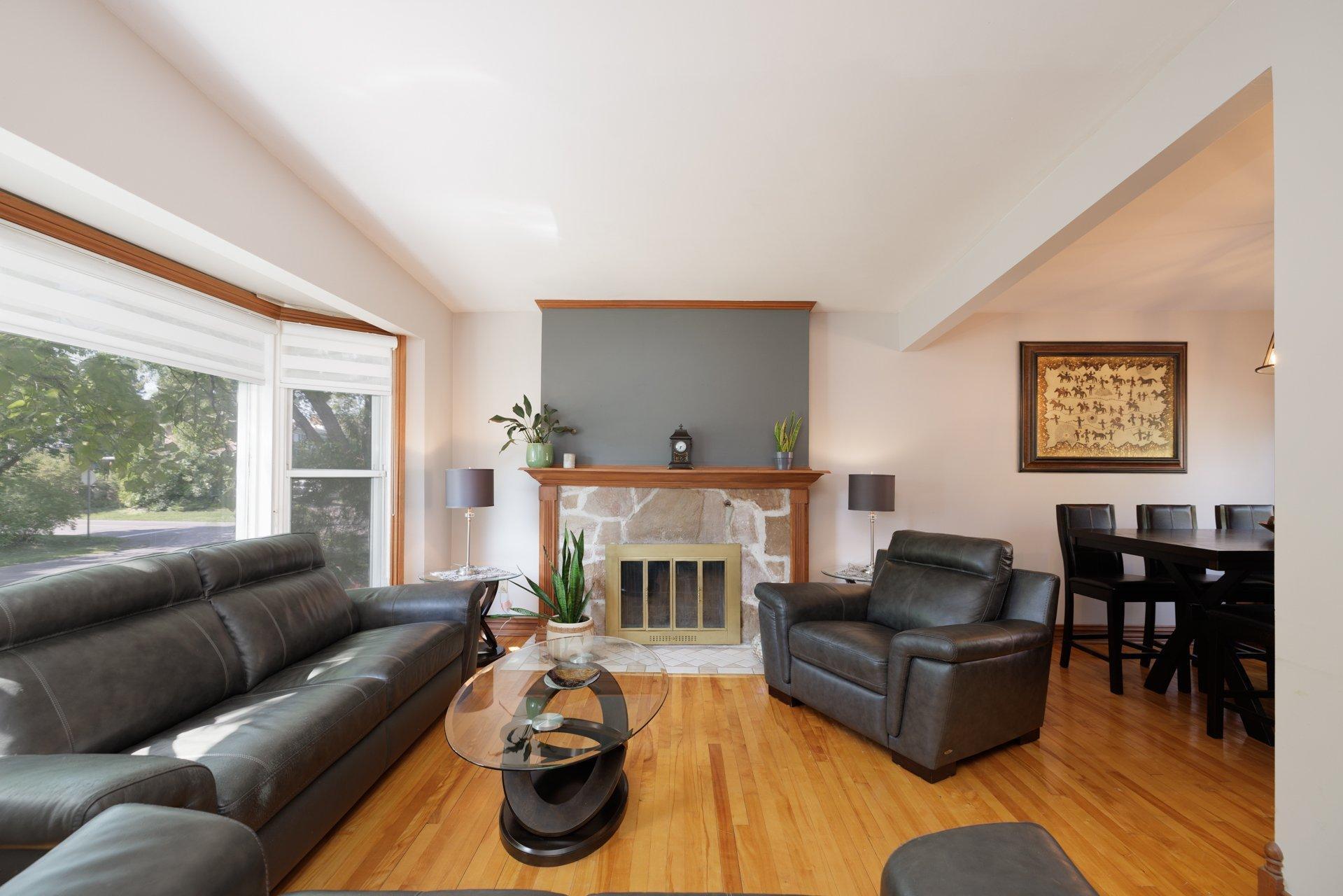 









15


Rue Oslo

,
Dollard-des-Ormeaux,




QC
H9A2H4

