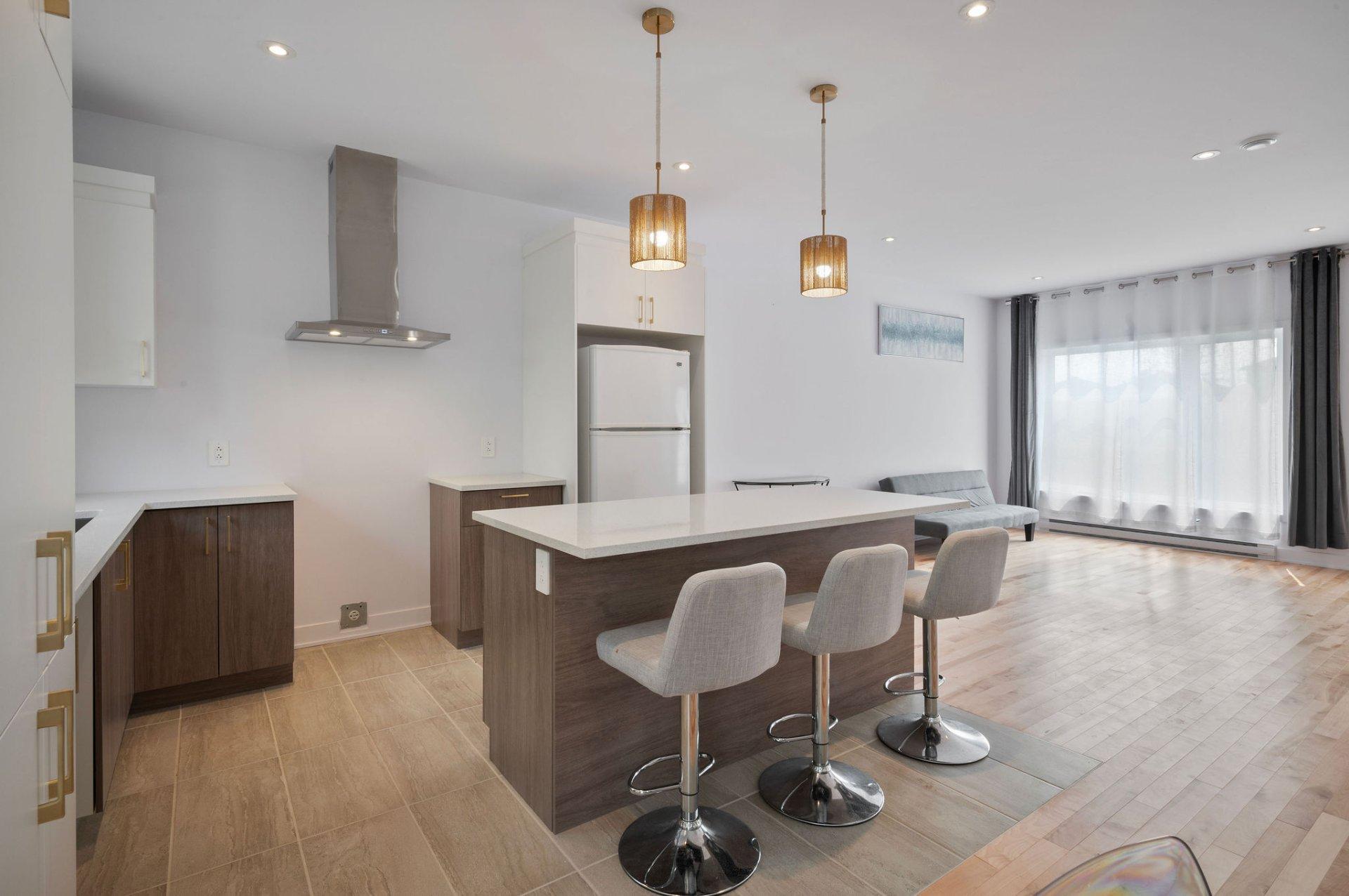 












Rue des Rêves

,
Sainte-Julienne,




QC
J0K2T0

