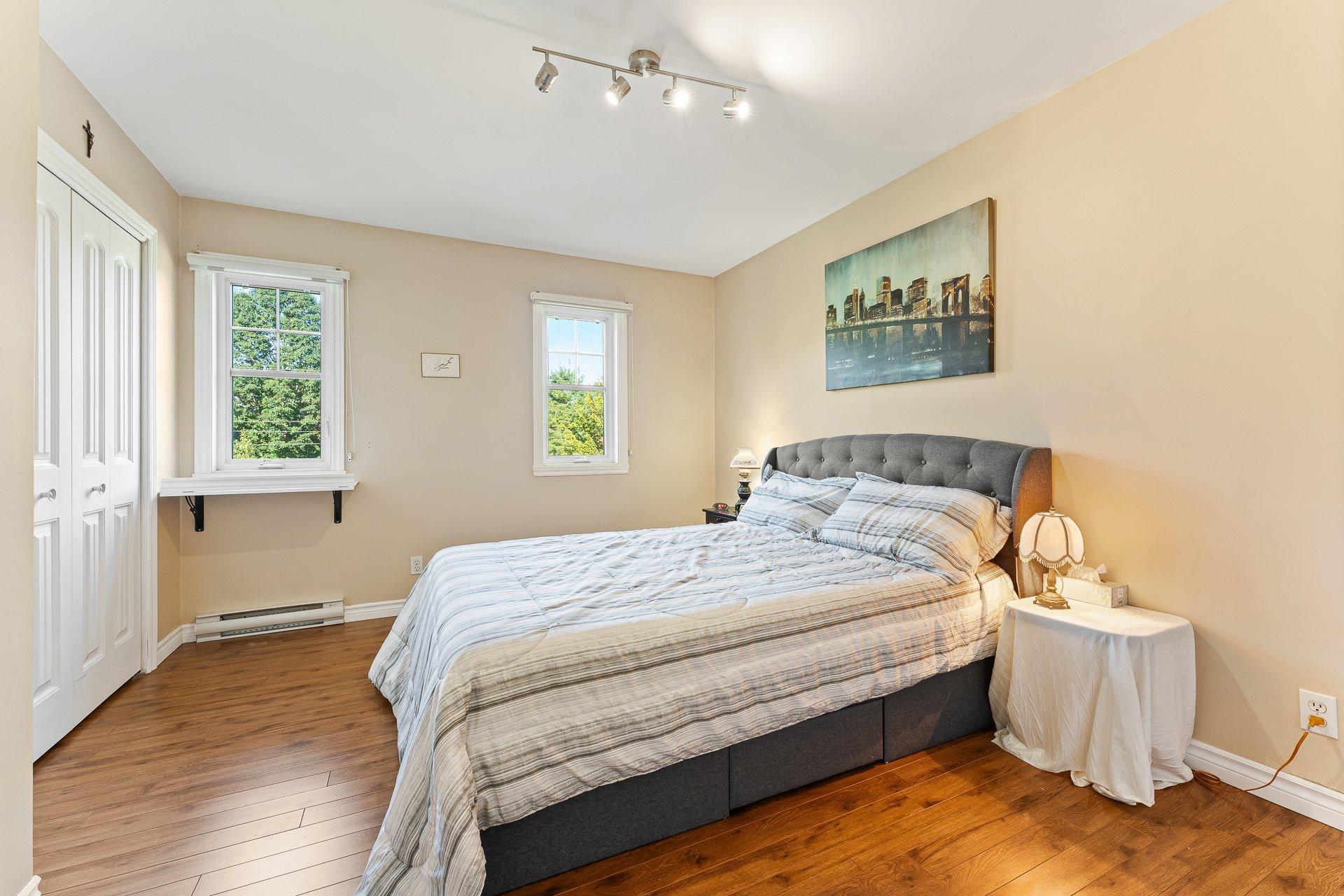 









145


Rue Ducharme

,
Sainte-Catherine-de-Hatley,




QC
J0B1W0

