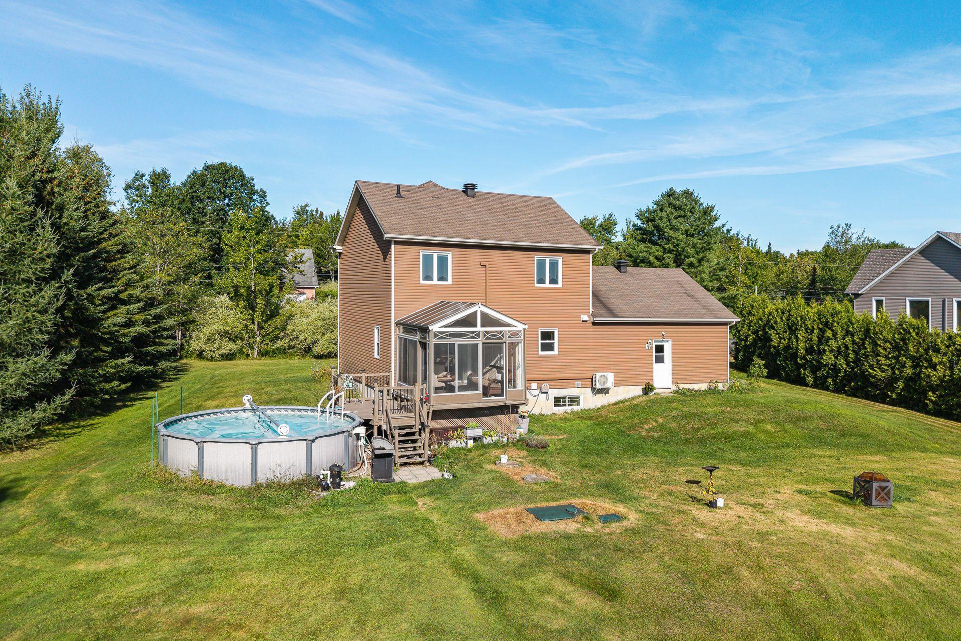 









145


Rue Ducharme

,
Sainte-Catherine-de-Hatley,




QC
J0B1W0

