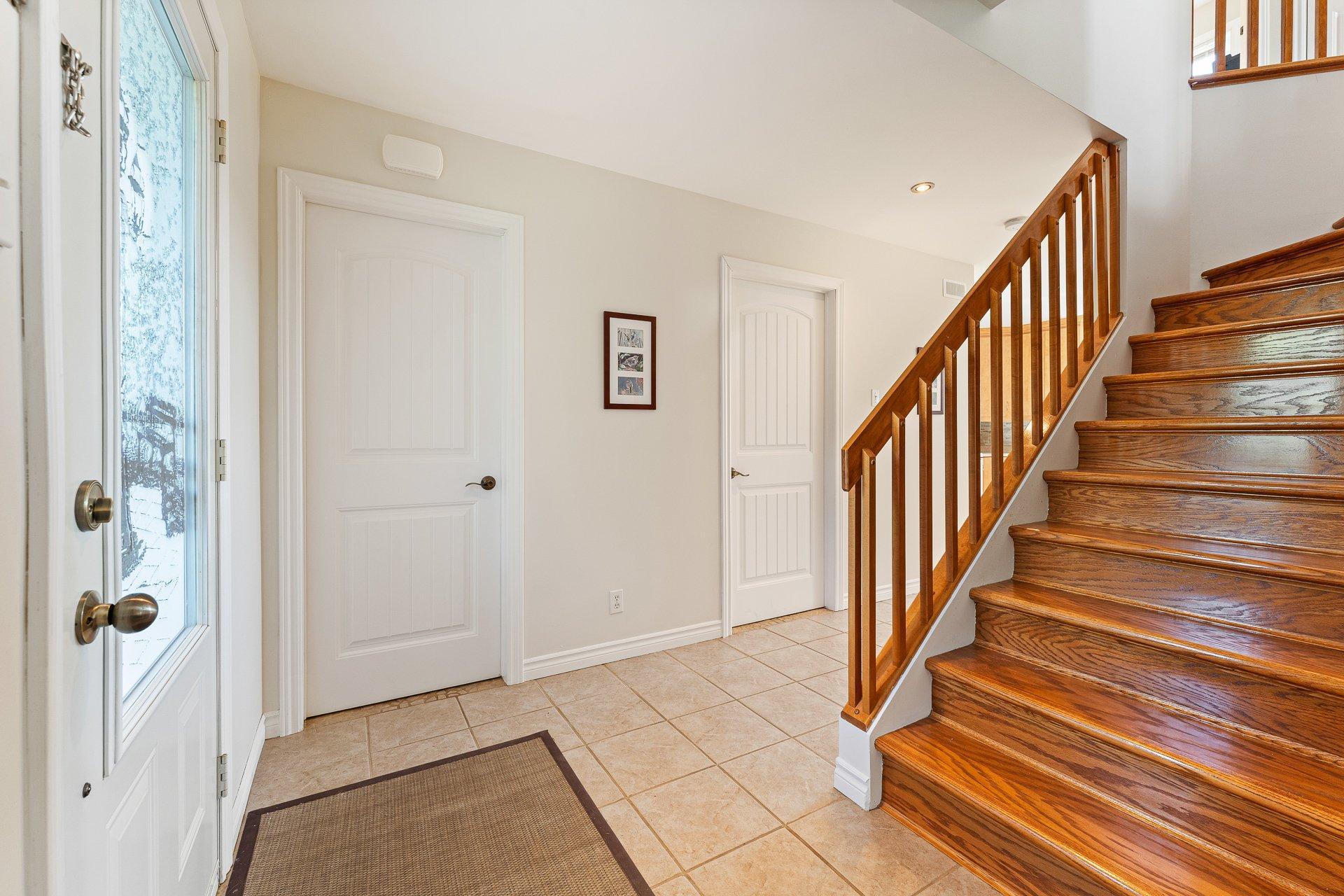 









145


Rue Ducharme

,
Sainte-Catherine-de-Hatley,




QC
J0B1W0

