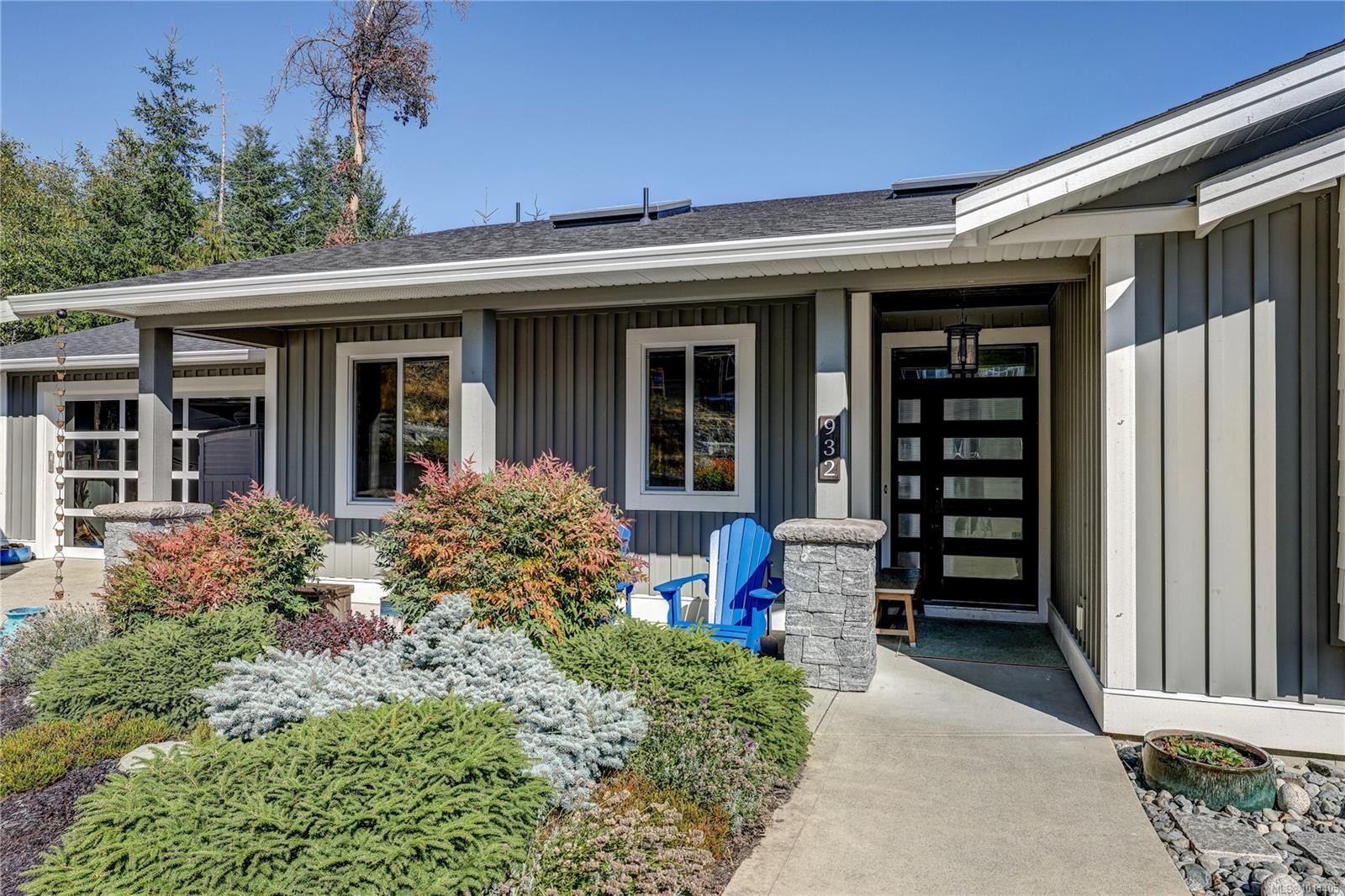 









932


Hanington

Rd,
Ladysmith,




BC
V9G 0A4

