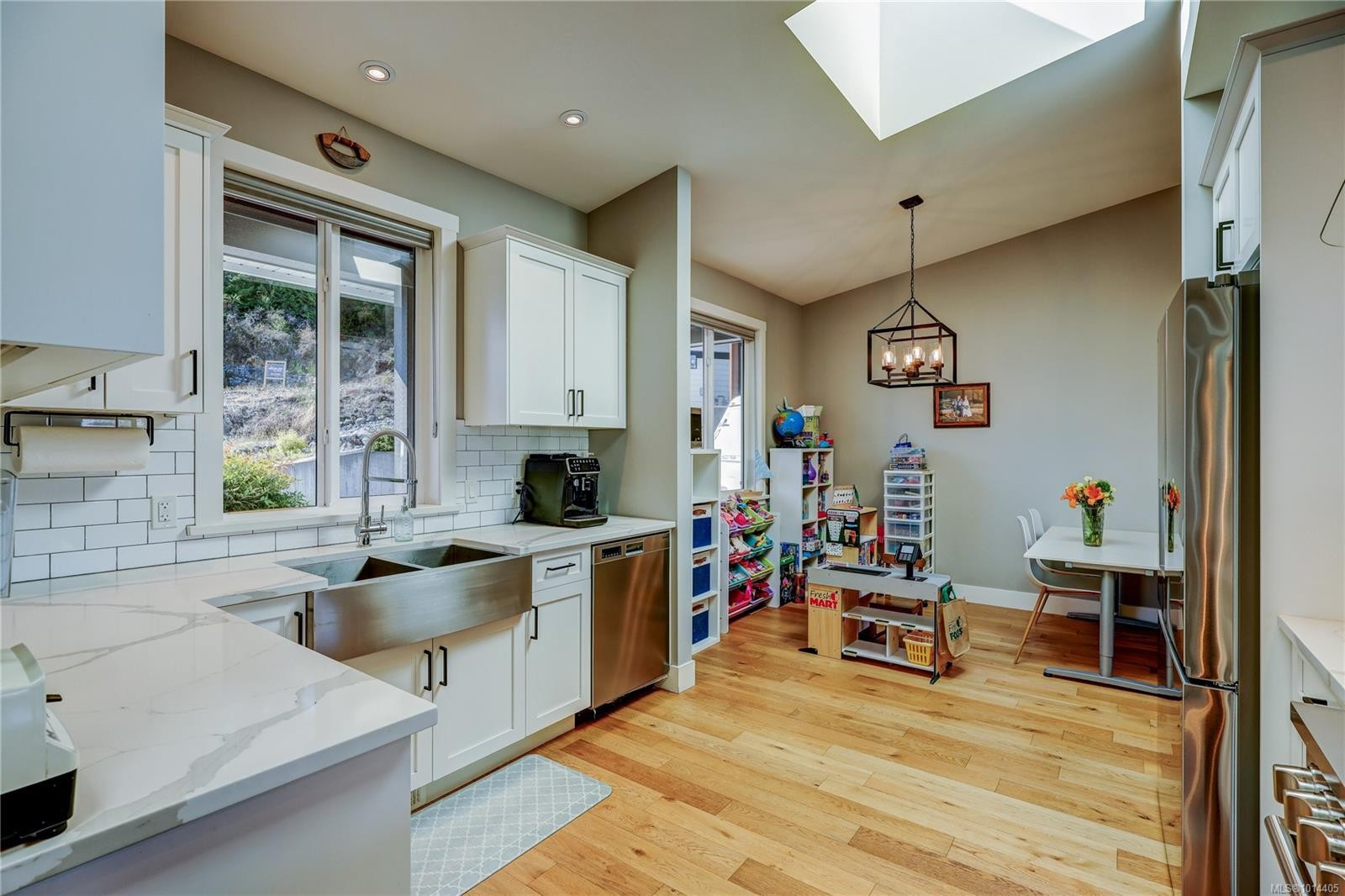 









932


Hanington

Rd,
Ladysmith,




BC
V9G 0A4

