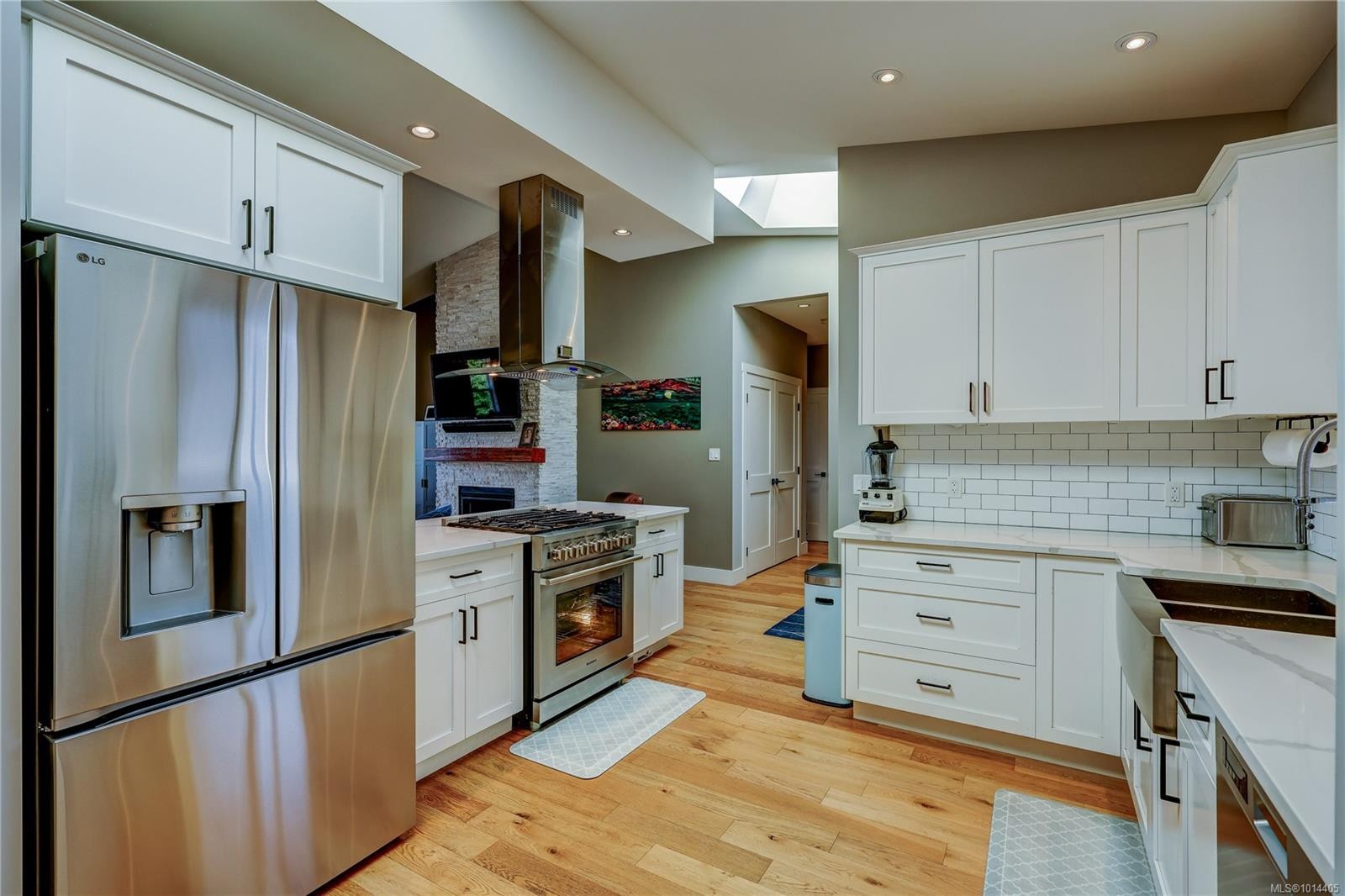 









932


Hanington

Rd,
Ladysmith,




BC
V9G 0A4

