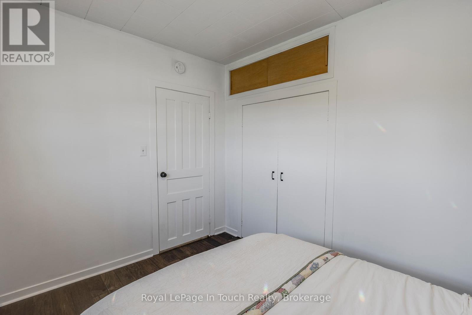 












317 LAFONTAINE ROAD W

,
Tiny (Lafontaine),




Ontario
L9M0H1

