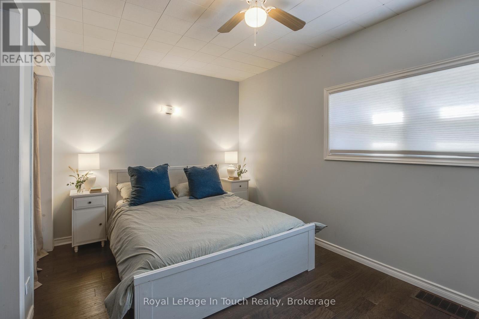 












317 LAFONTAINE ROAD W

,
Tiny (Lafontaine),




Ontario
L9M0H1

