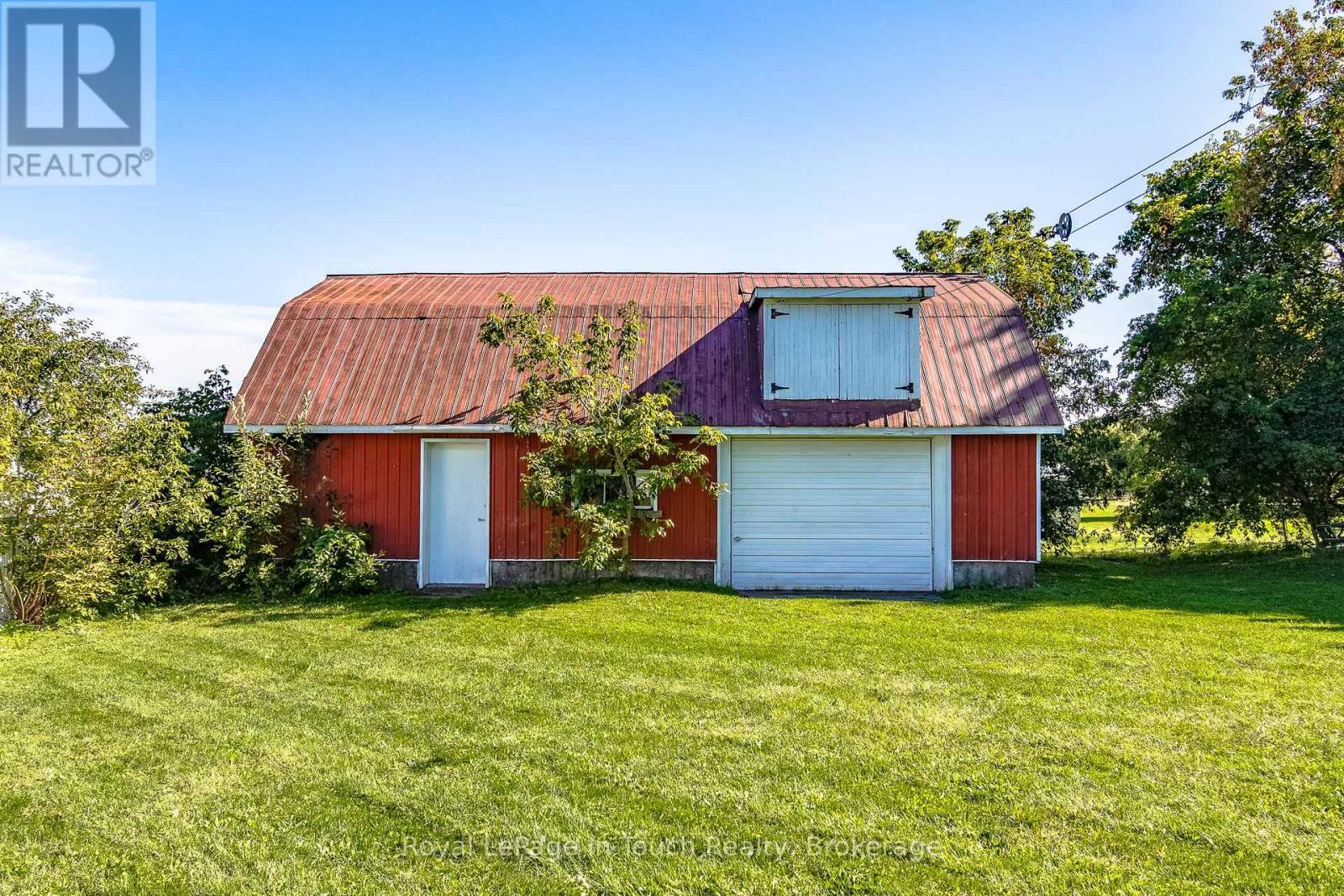 












317 LAFONTAINE ROAD W

,
Tiny (Lafontaine),




Ontario
L9M0H1

