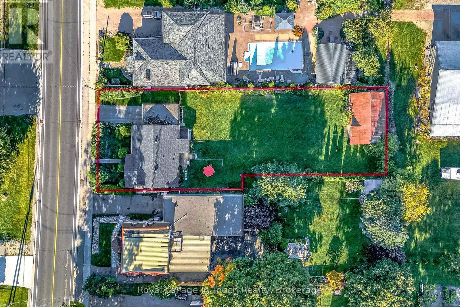 












317 LAFONTAINE ROAD W

,
Tiny (Lafontaine),




Ontario
L9M0H1

