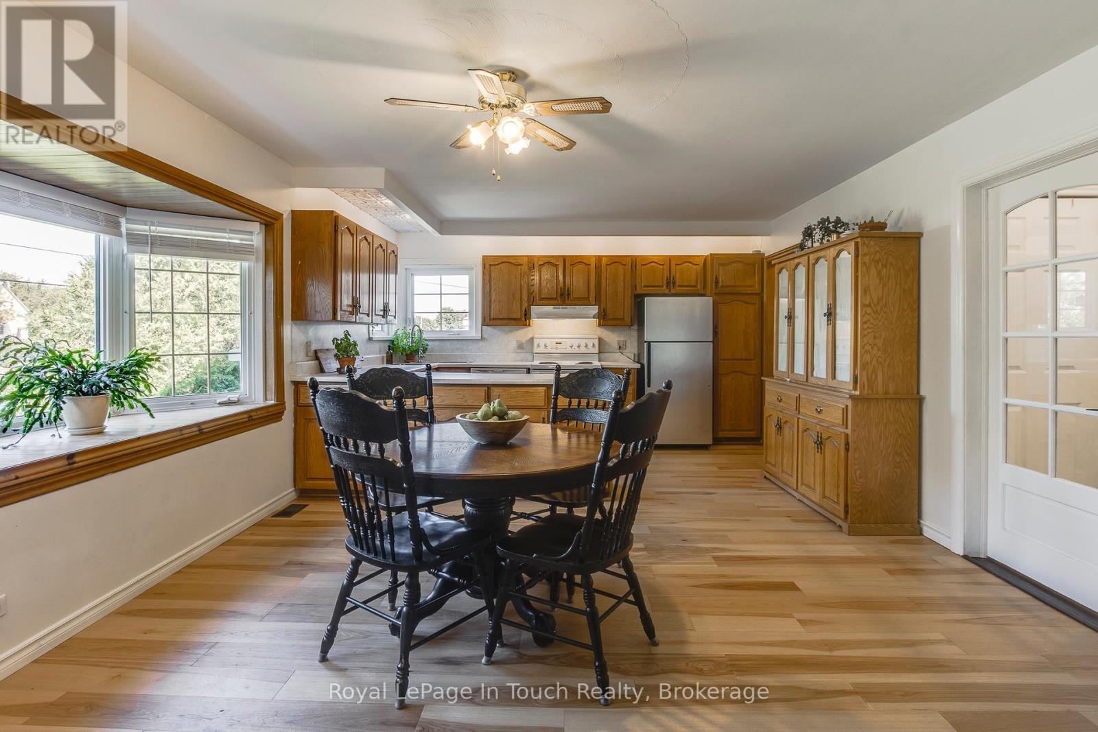 












317 LAFONTAINE ROAD W

,
Tiny (Lafontaine),




Ontario
L9M0H1

