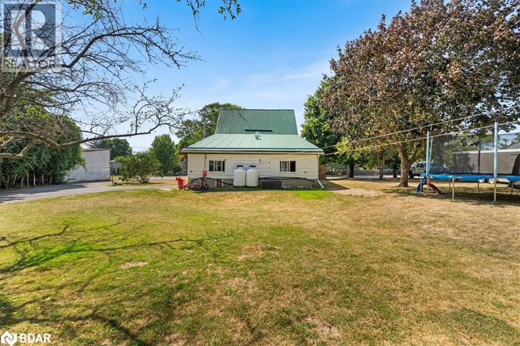 












1436 COUNTY ROAD 15

,
Prince Edward,




Ontario
K0K2T0

